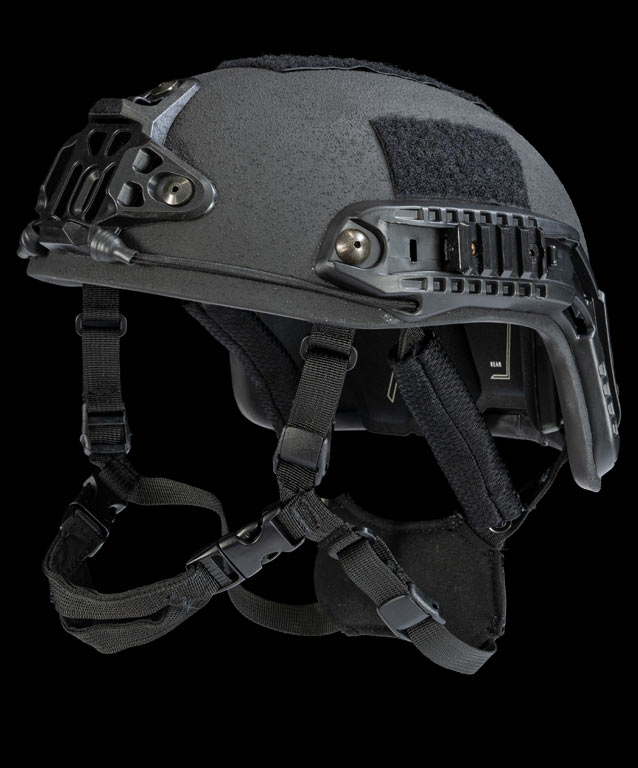 operator elite helmet angle in black