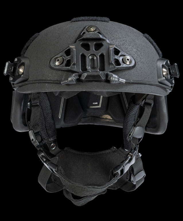 operator elite helmet front in black